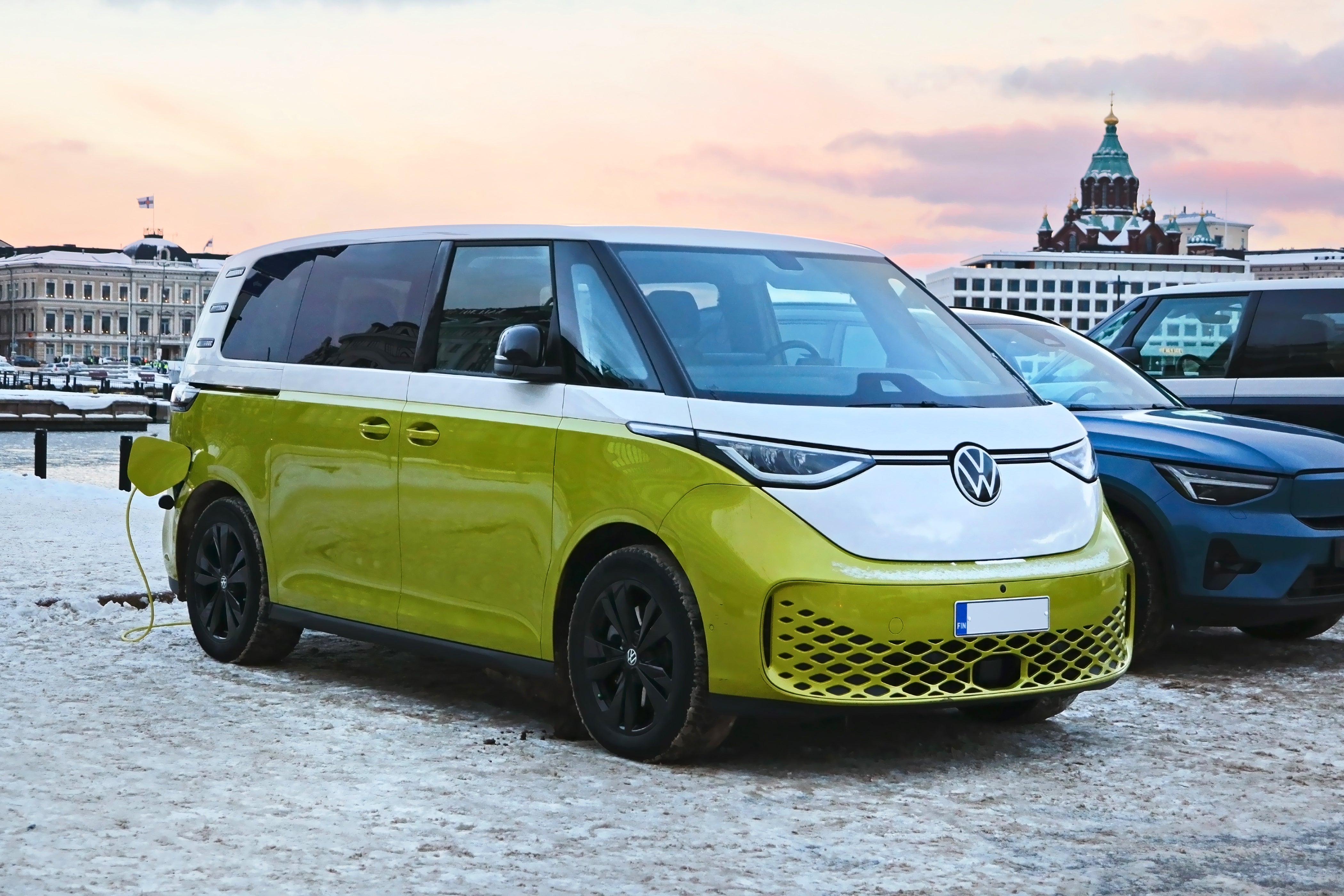 E-Camper im Herbst: Warum die Reichweite sinkt – und wie du trotzdem autark bleibst